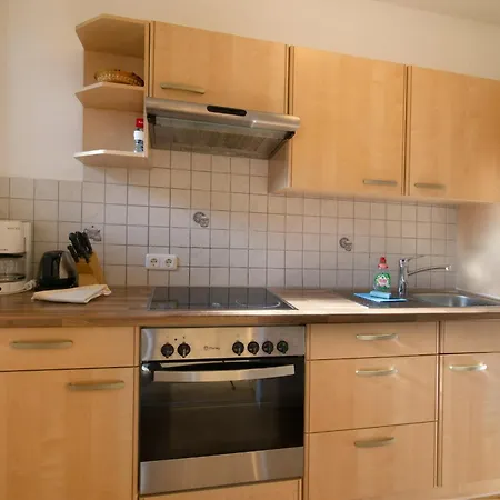 Ostbacher Stern アパート *