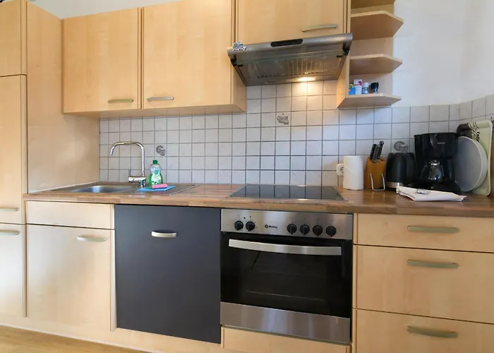 Ostbacher Stern アパート *